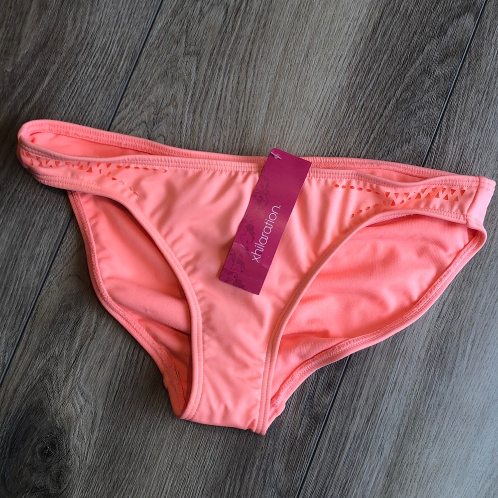 💥NWT💥 Xhilaration Neon Magnolia Bikini Bottoms
